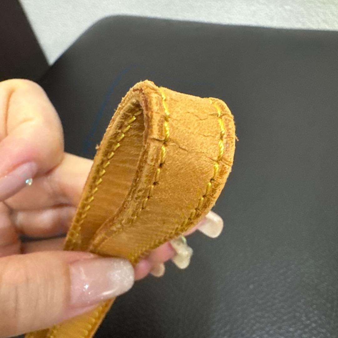 LOUIS VUITTON ヌメ革　ショルダーストラップ①