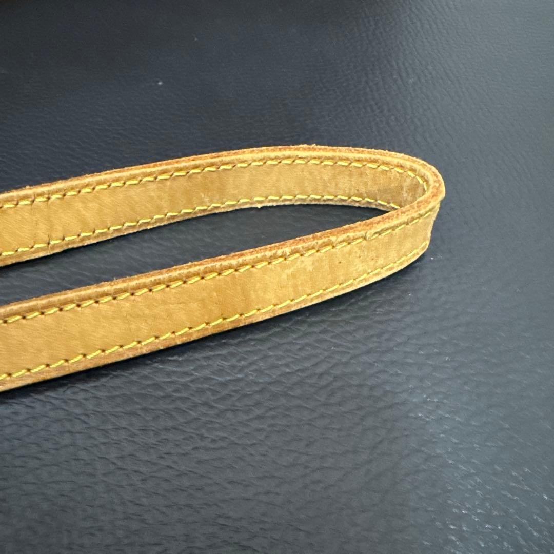 LOUIS VUITTON ヌメ革　ショルダーストラップ①