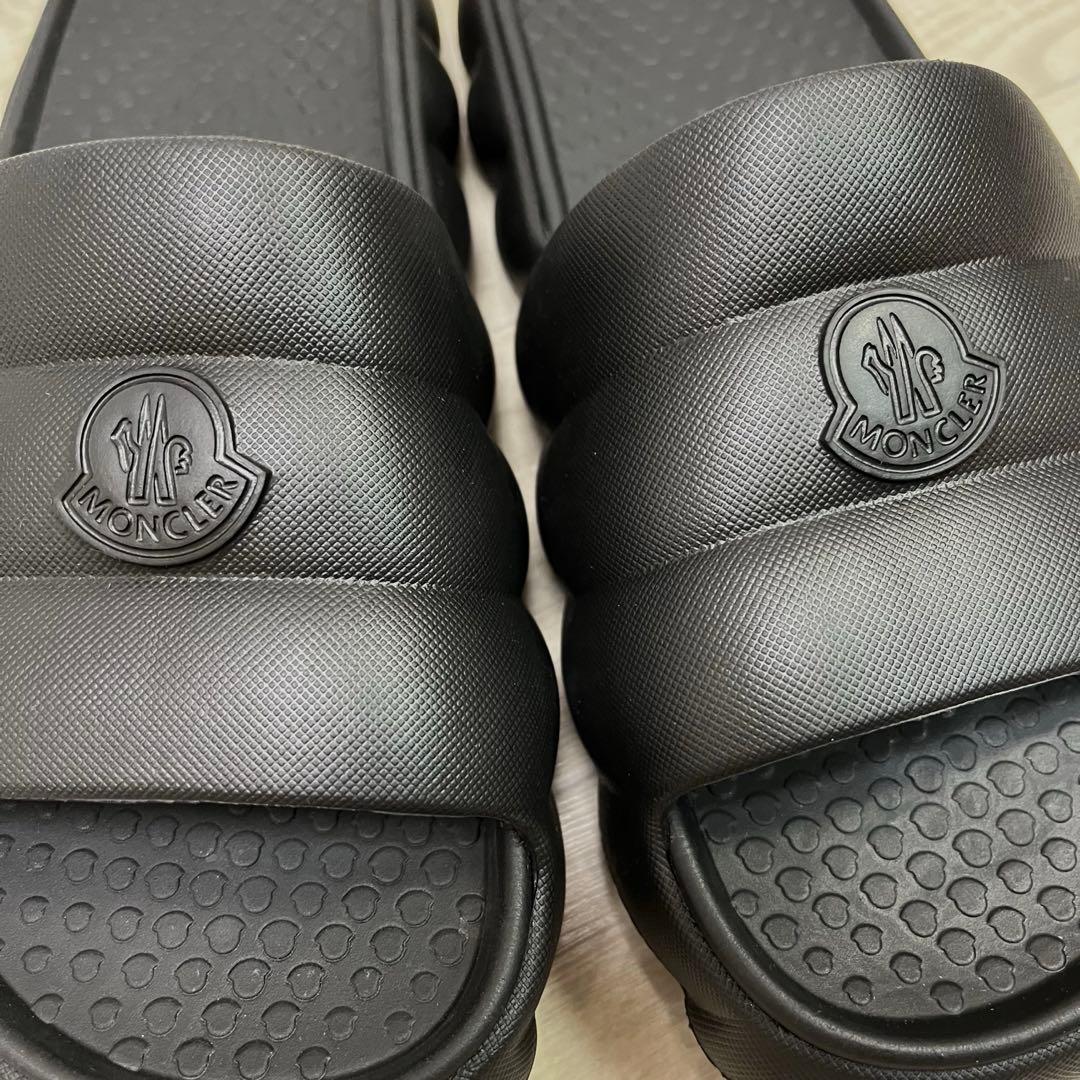 ゆ*こ様 新品未使用 MONCLER ブラック サンダル 40 【56b1529