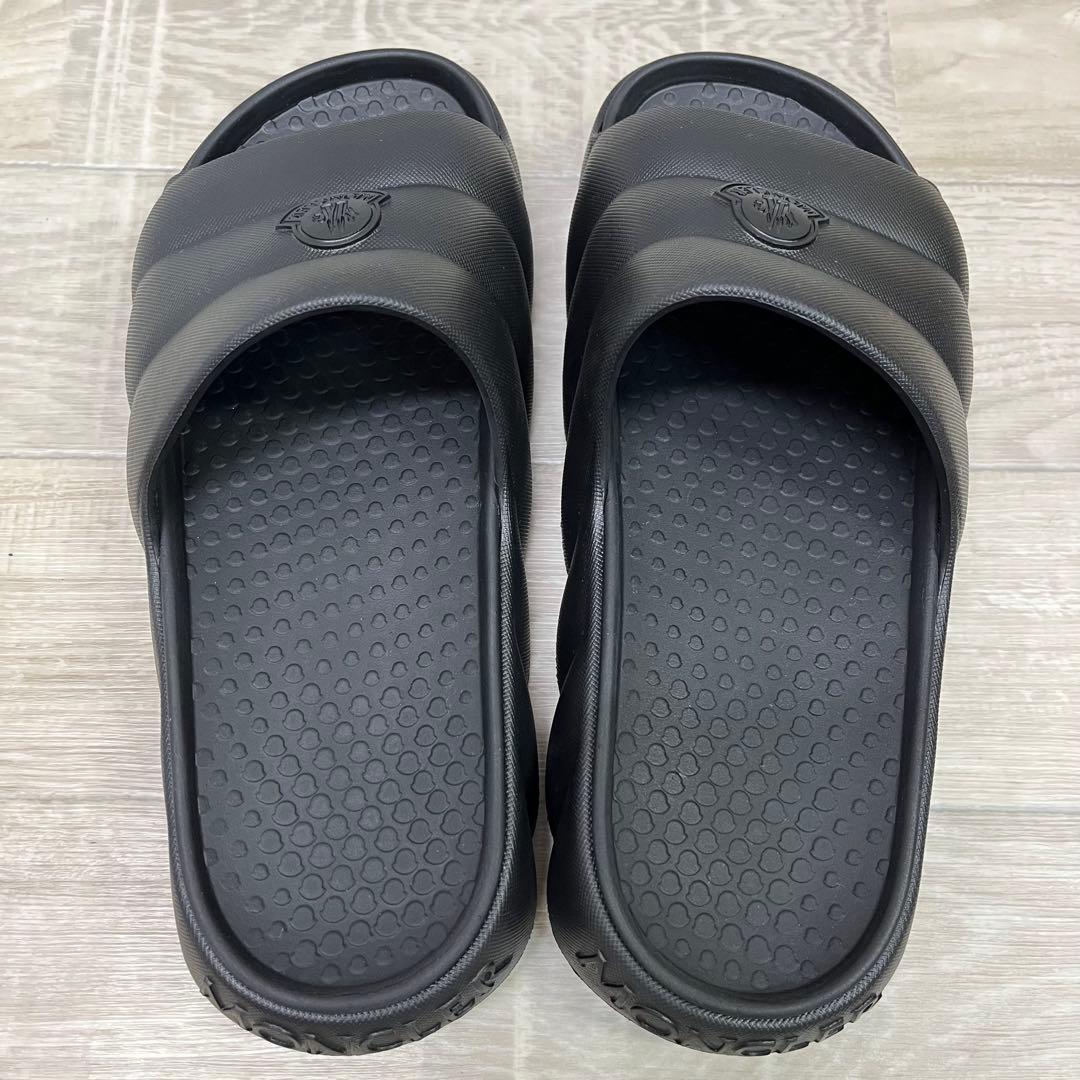 ゆ*こ様 新品未使用 MONCLER ブラック サンダル 40 【56b1529