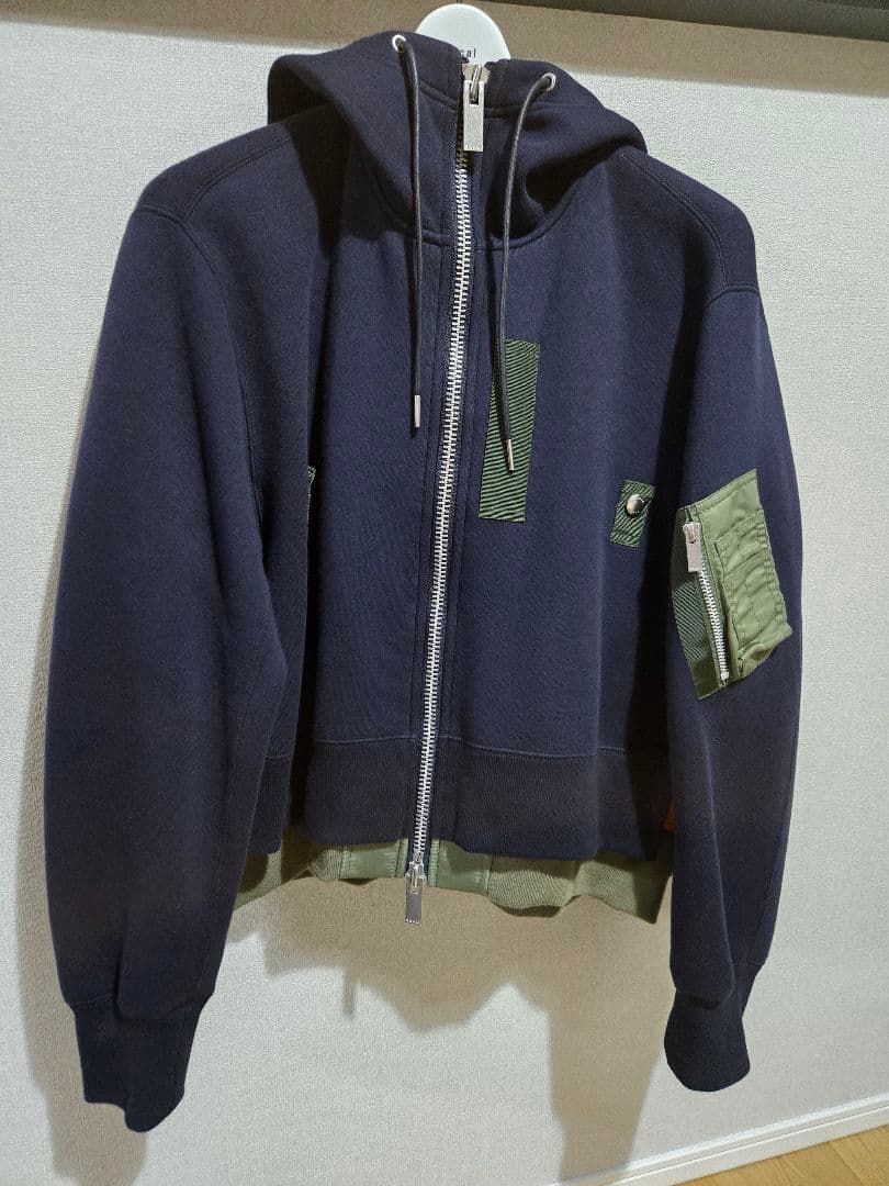 期間限定値下げ！sacai classics フーディ　パーカー