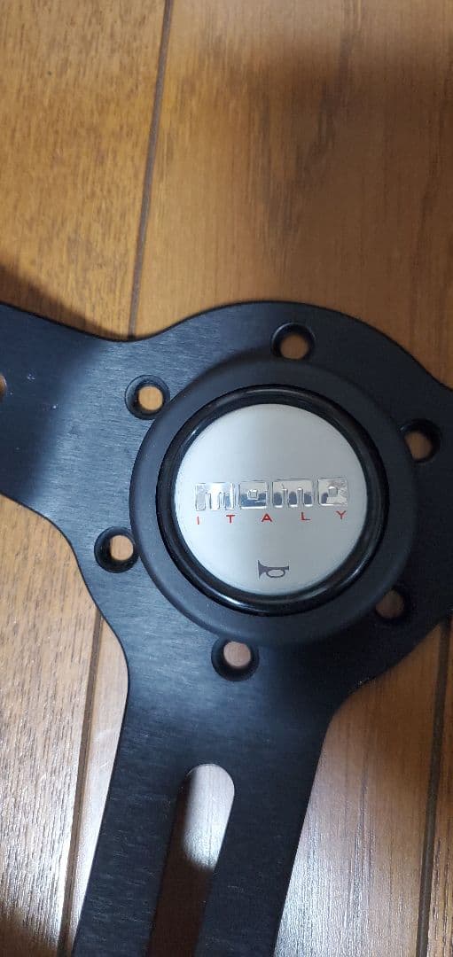 MOMO ドリフト ステアリング 350mm