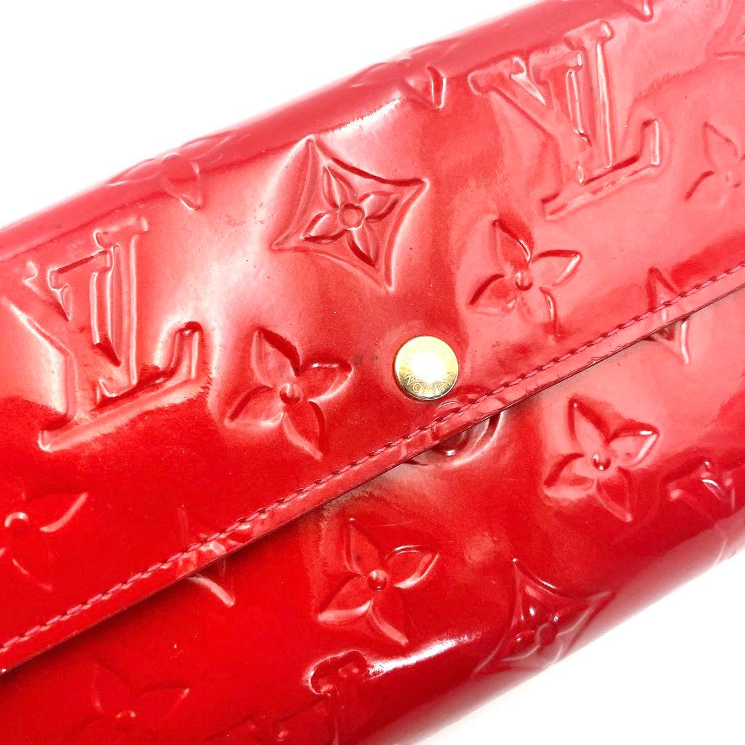 ルイヴィトン ヴェルニ ポルトフォイユサラ レディース 長財布 M93530