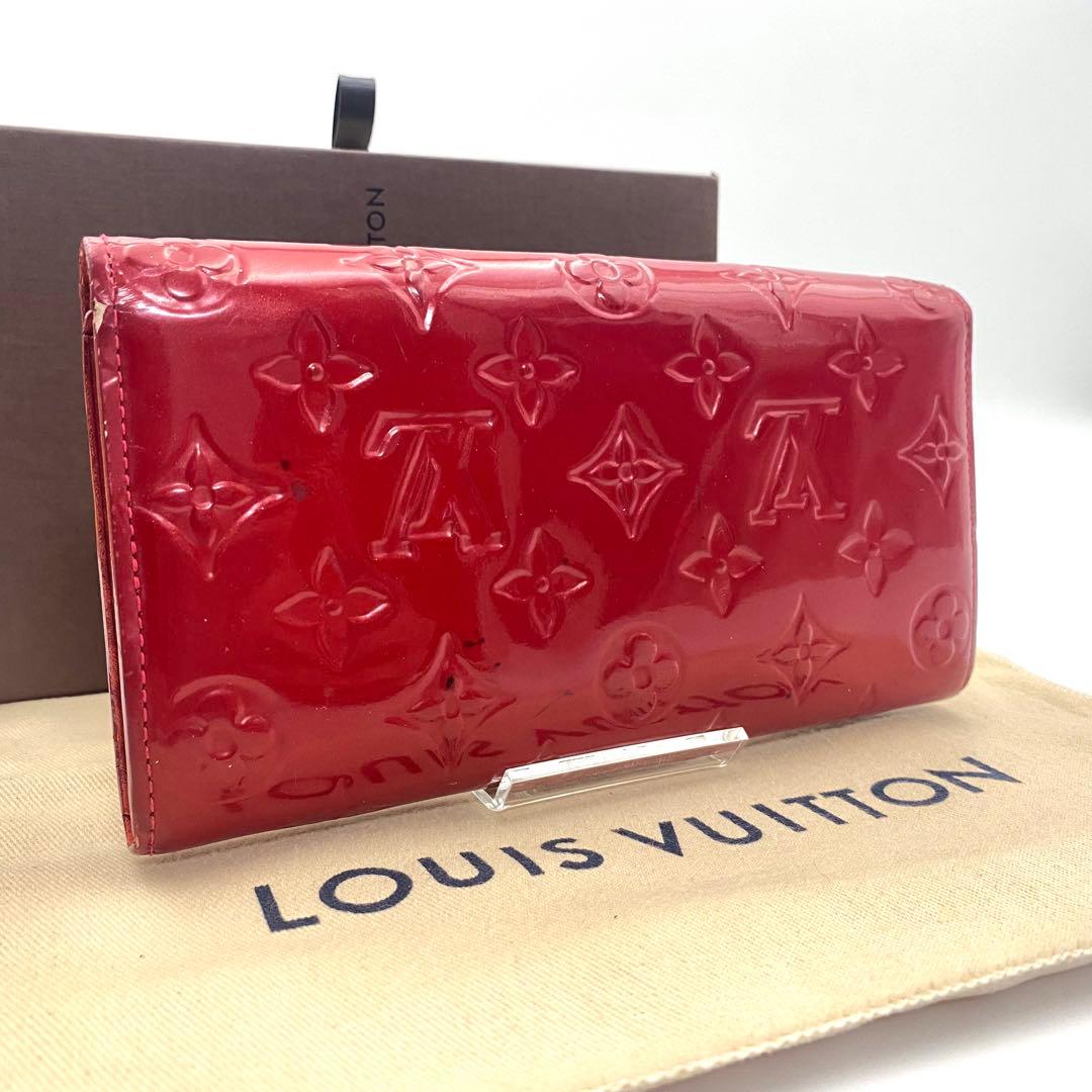 ルイヴィトン ヴェルニ ポルトフォイユサラ レディース 長財布 M93530