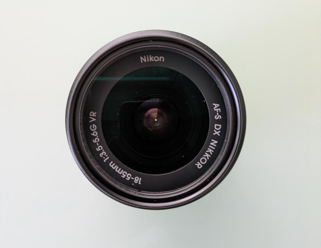 Nikon D60 　ダブルズーム（ボディはバッタ相応価格+レンズ2本の価格）