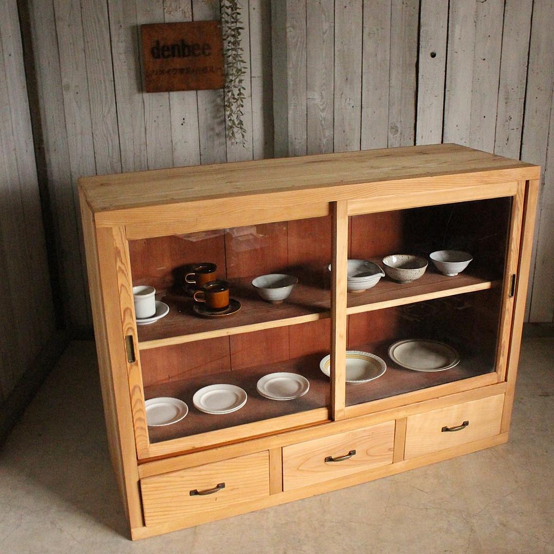 古い木枠のガラス戸棚　引き出し3杯　水屋