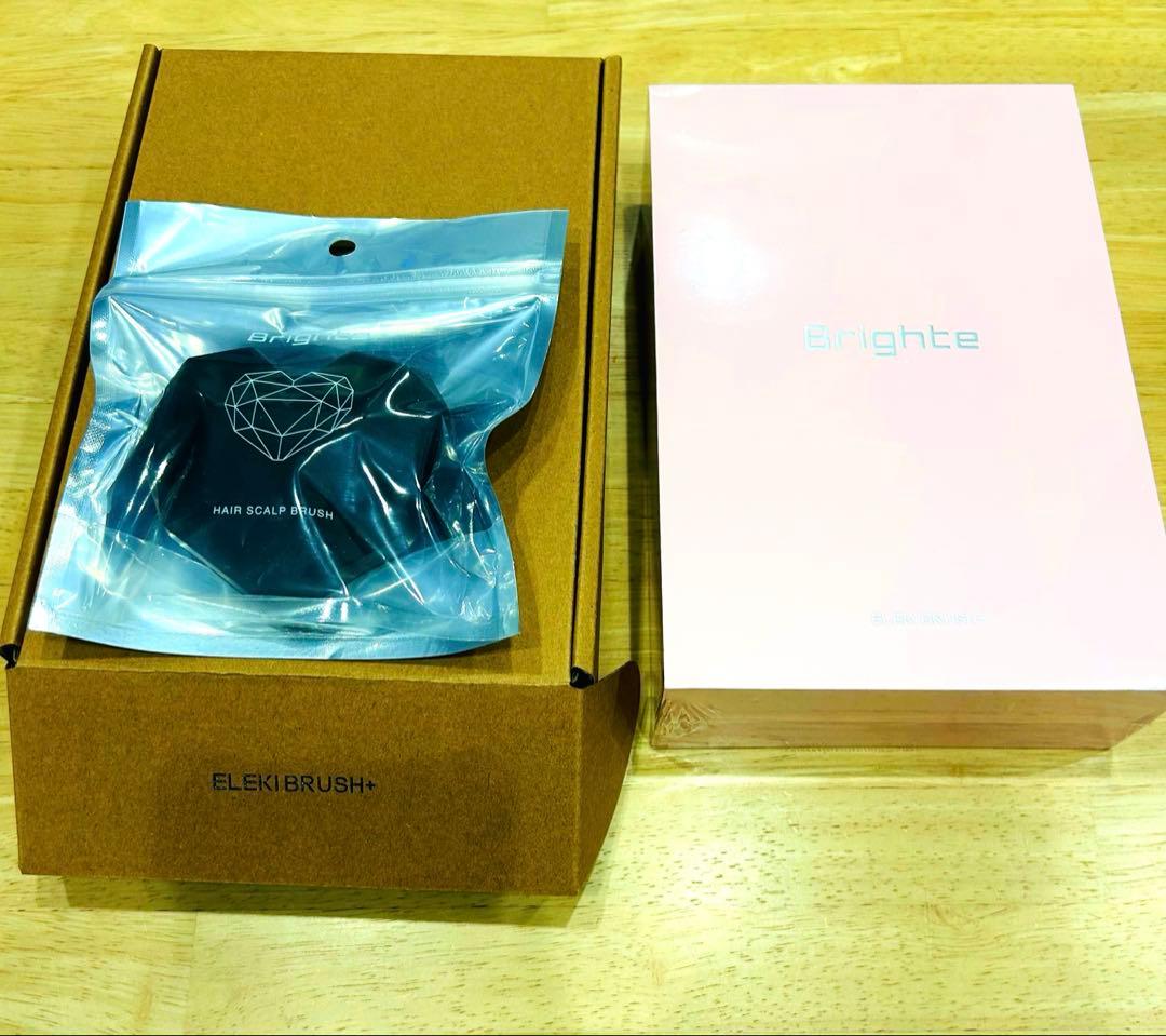Brighte ELEKIBRUSH+ 美顔器、brightヘアスカルプブラシ