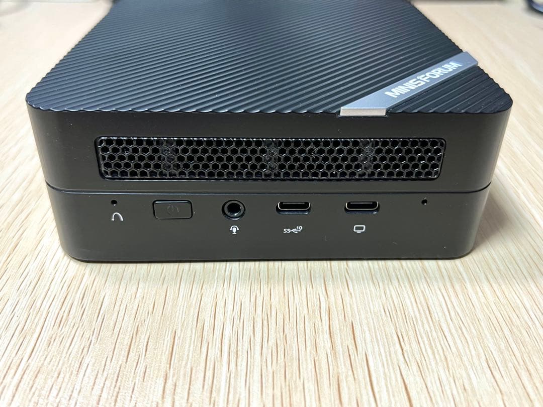 MINISFORUM Venus Series UM580 ミニPC