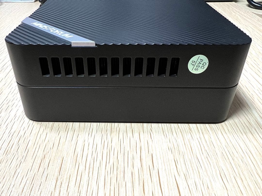 MINISFORUM Venus Series UM580 ミニPC