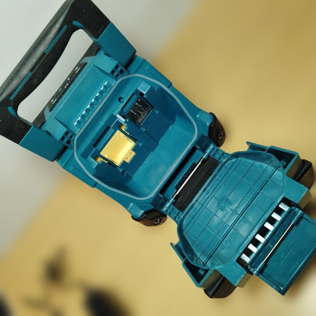 値下げ　マキタ Bluetooth スピーカー MR200