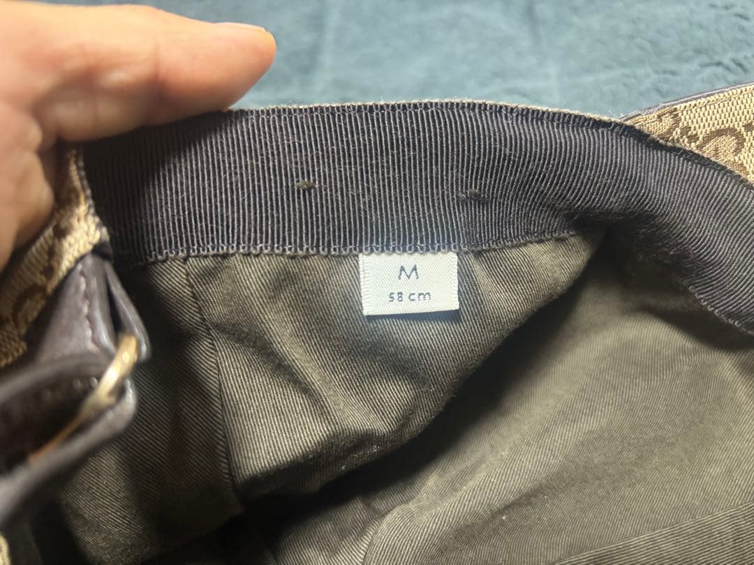 GUCCI GGロゴ ベージュキャップ Mサイズ