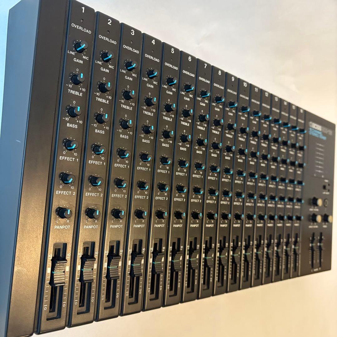 BOSS BX-16 16チャンネル ステレオミキサー　電源アダプター付