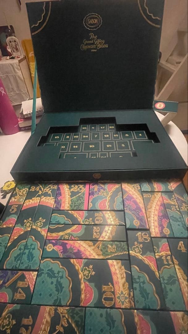 【新品・未使用】SABON クリスマス アドベントカレンダー2025