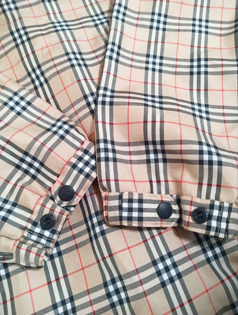 美品　BURBERRY　ハーフジップアップ　ジャケット　ノバチェック　Lサイズ