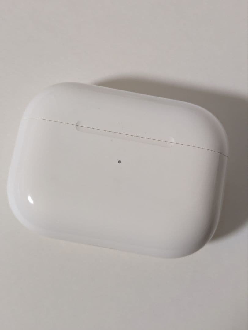 本物 Apple AirPods本体 第二世代 使用期間10カ月