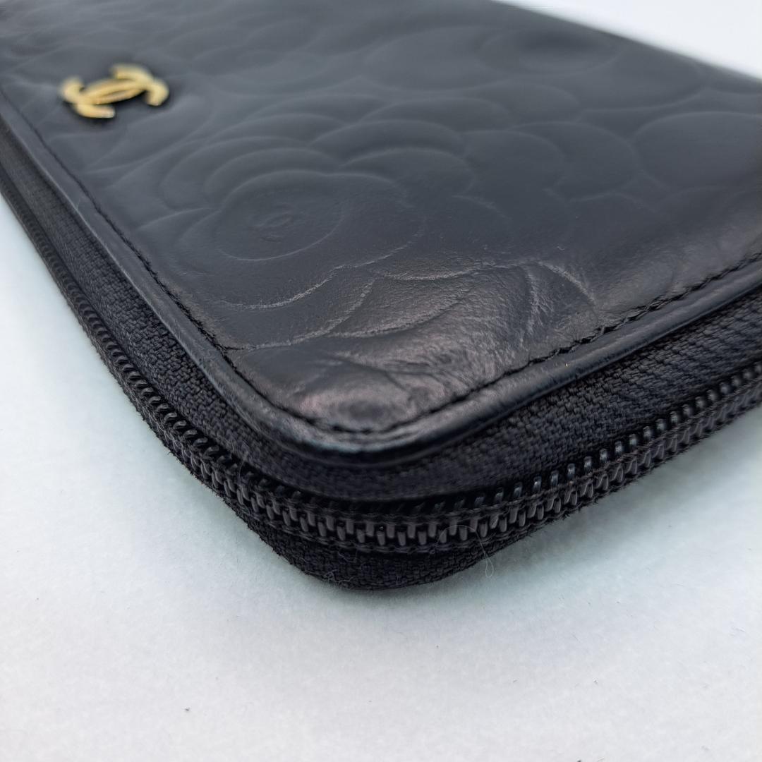 CHANEL　カメリア　ラウンドジップ　ブラック 長財布　ラムスキン
