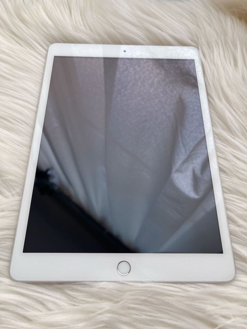 Apple iPad 第8世代 32GB wi-fiモデル