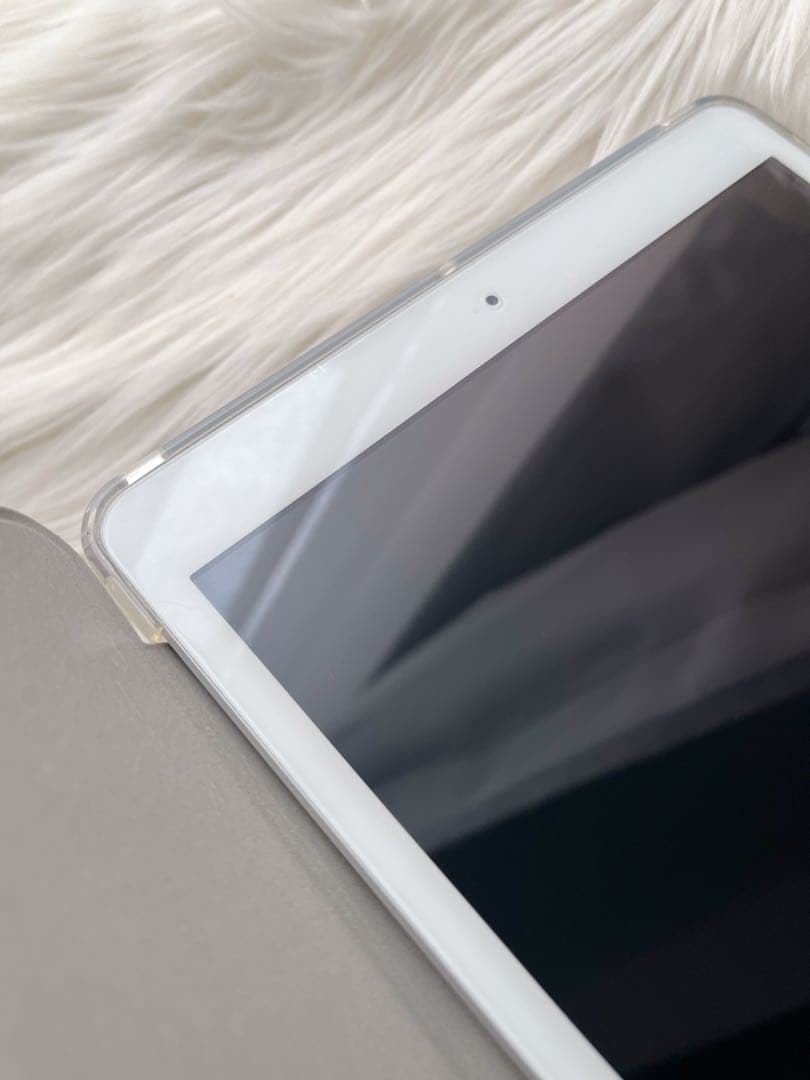 Apple iPad 第8世代 32GB wi-fiモデル