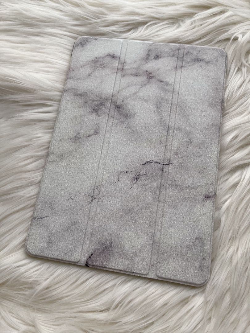 Apple iPad 第8世代 32GB wi-fiモデル