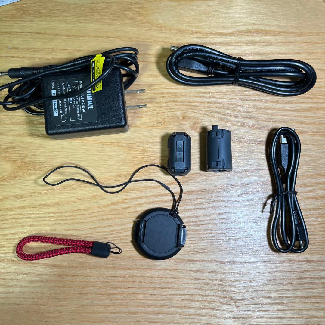 ビデオカメラ JVC GZ-RX670-B