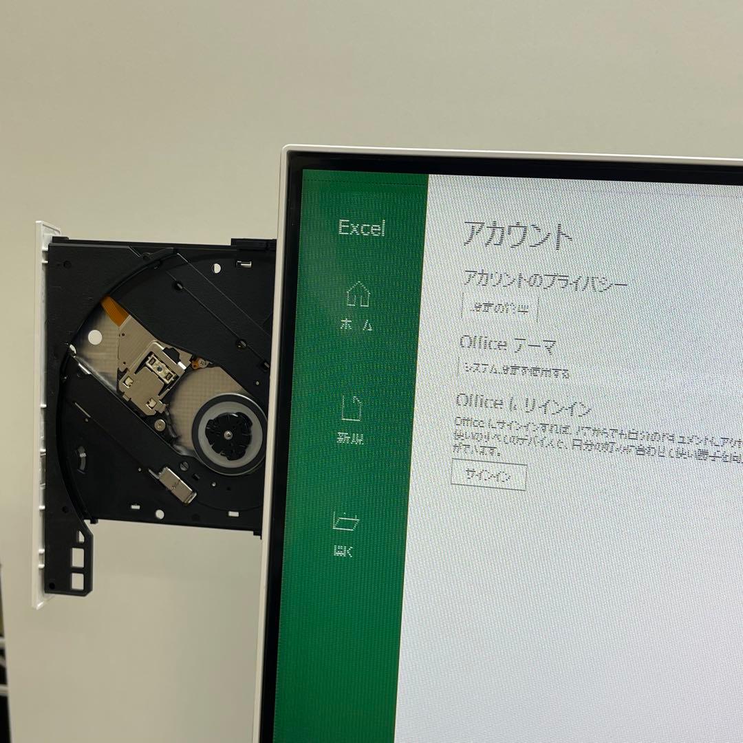 #580 富士通 FMVF70B3W 21.5インチ i7-7700HQ 16G