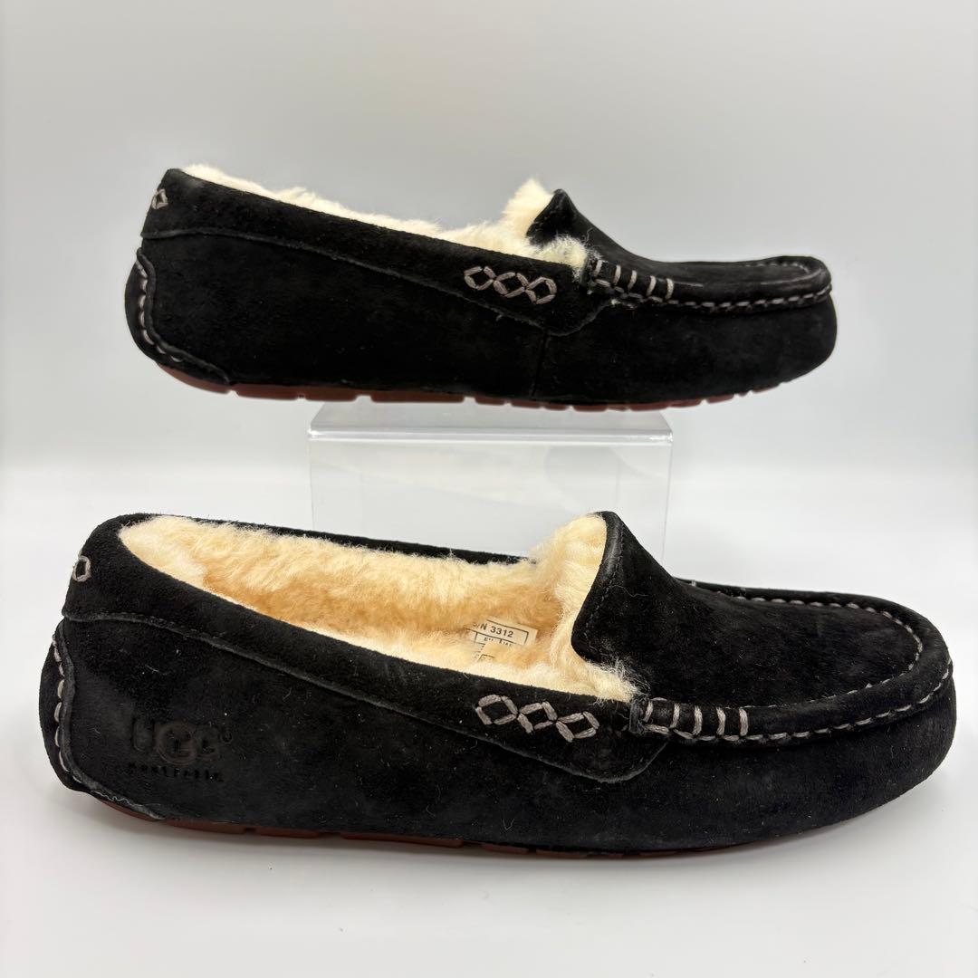 未使用✨UGG アグ ブラック　モカシン ムートンフラットシューズ アンスレー
