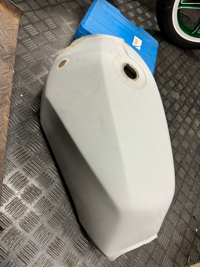 AK CBX 400F 純正タンク