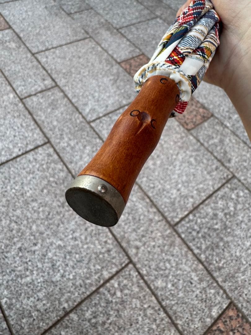 ヴィヴィアン 長傘 竹製ハンドル 美品 オーブ柄