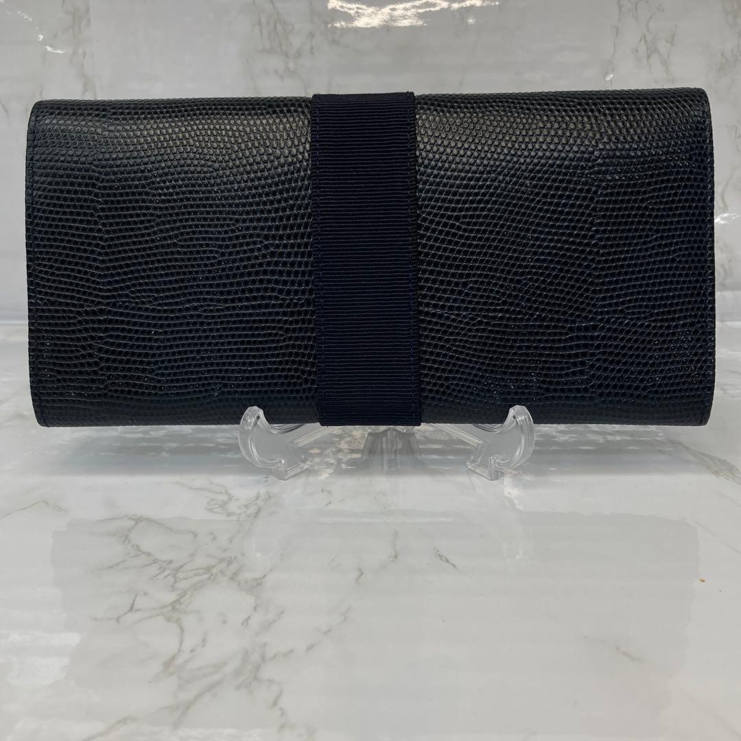 ほぼ新品　フェラガモ　長財布　Salvatore Ferragamo