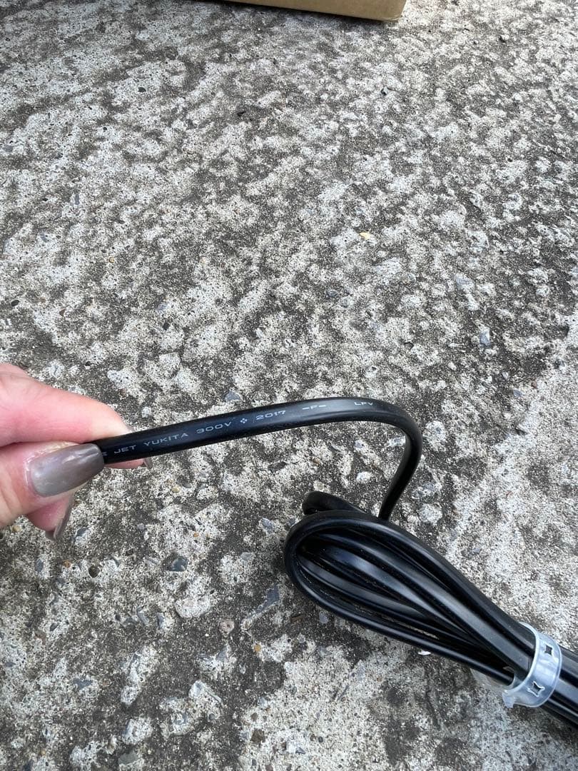 ま〜るく暖まる暖房器 1000型