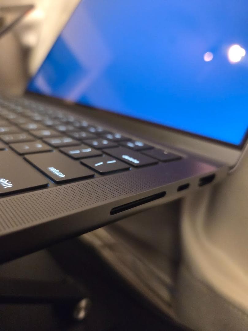 MacBook Pro 14インチ M3 Max/36GB/2TB/英語配列