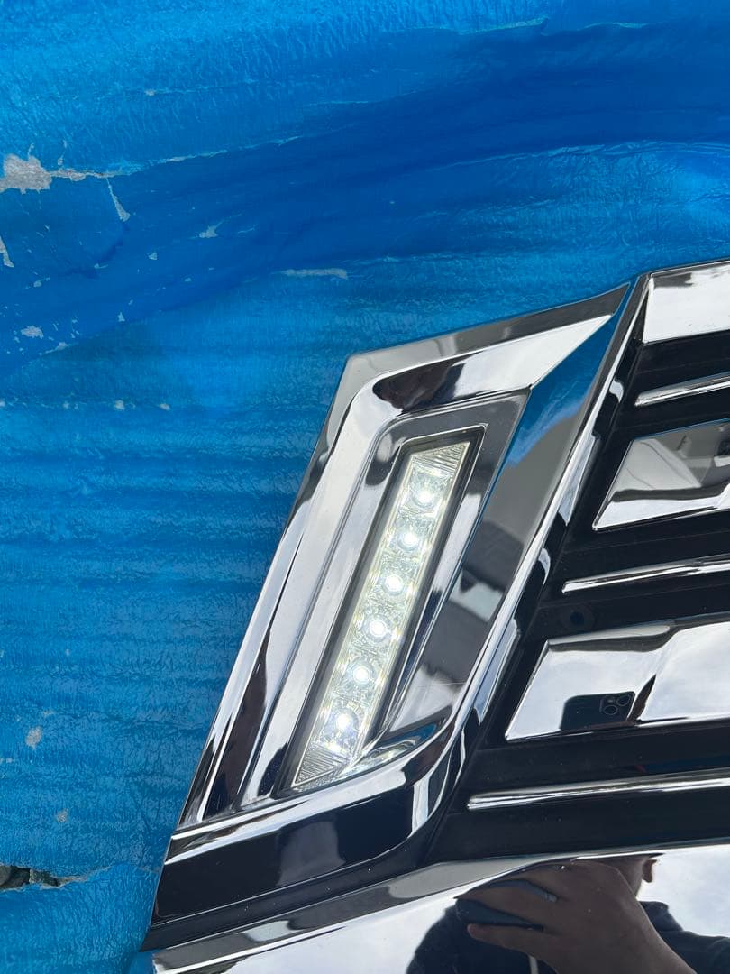 NV350 キャラバン　前期ライダー風　メッキグリル