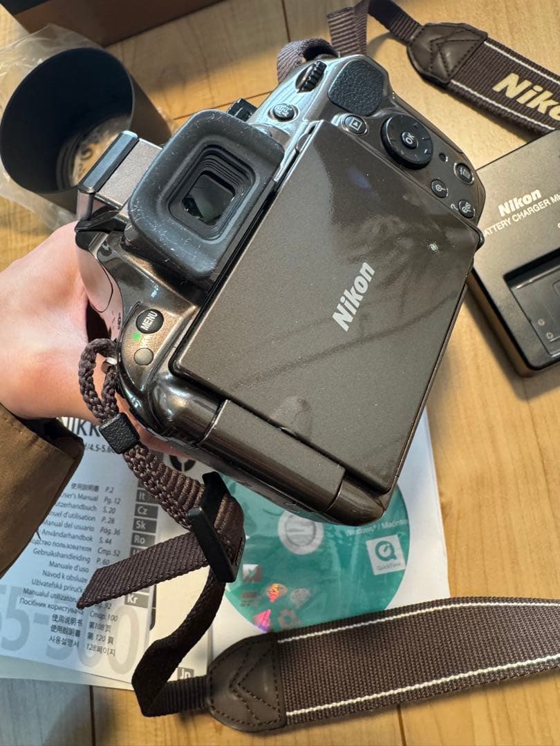 デジタルカメラ Nikon D5200 18-55mm VR Kit + 55-300mm