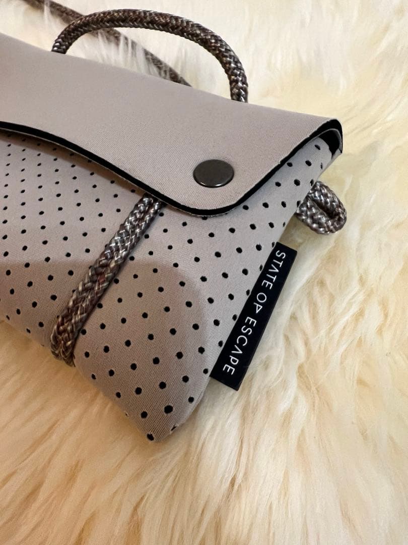 ステイトオブエスケープ　コンパスベルトバック　アッシュカラー