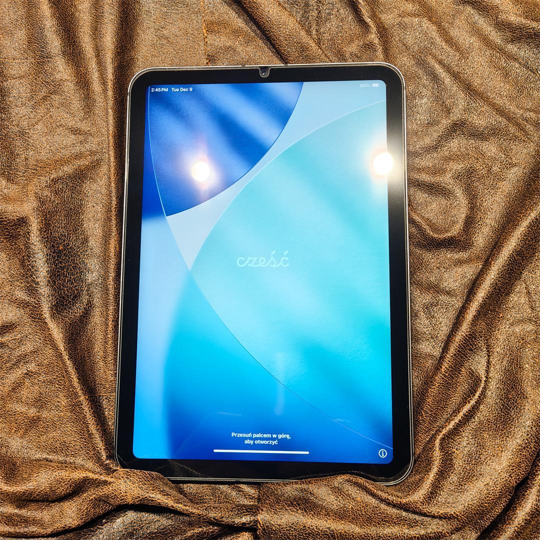 美品 iPad mini 第6世代 セルラー 64GB＋純正スマートフォリオ