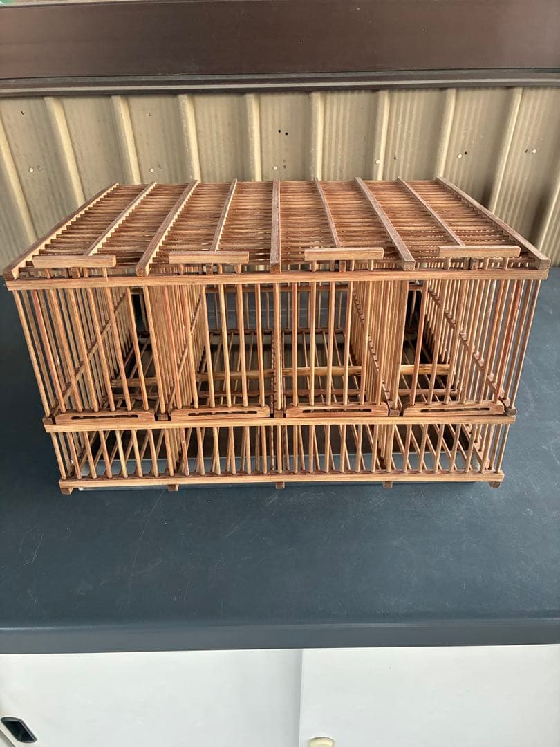 小鳥用水浴び籠　メジロ籠　4羽同時　小鳥かご　ステンレス製水入れ台付き　竹製