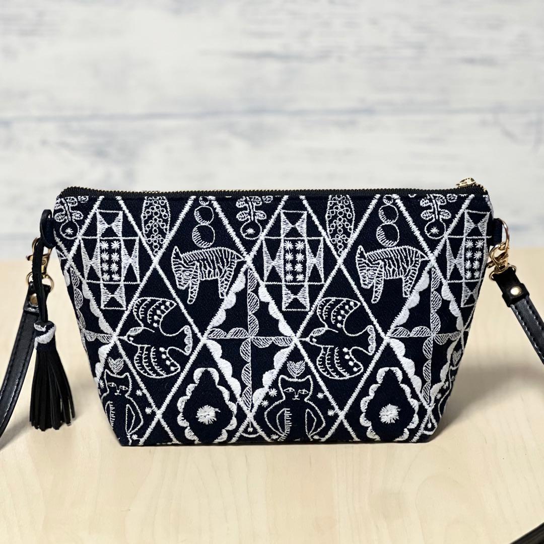 専用　ミナペルホネン symphonyショルダーバッグとストラップ