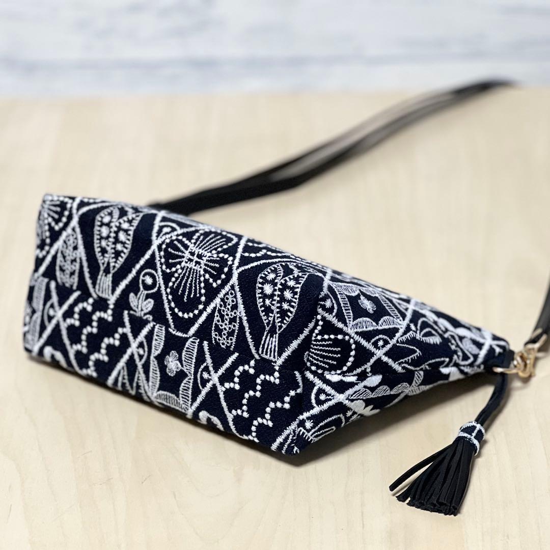 専用　ミナペルホネン symphonyショルダーバッグとストラップ