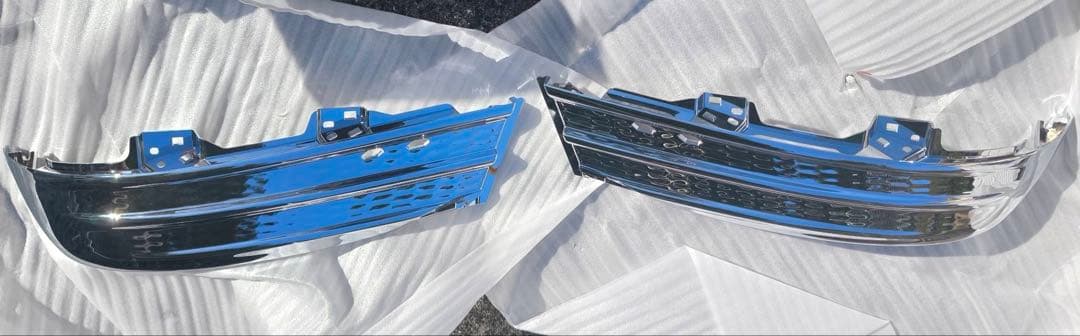 【未使用】新型24スーパーグレートバンパーコーナーアッパー　標準キャブ用