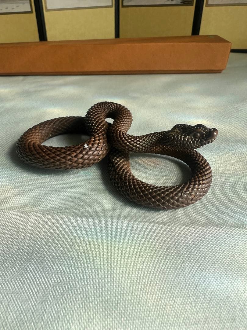 銅製 蛇 置物 107.5g