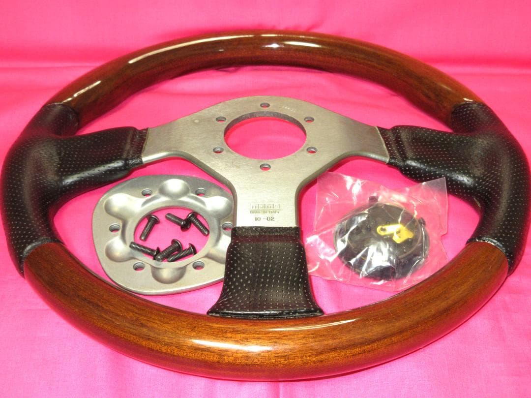 6260 正規品！MOMO FIGHTER モモ ファイター 35Φ