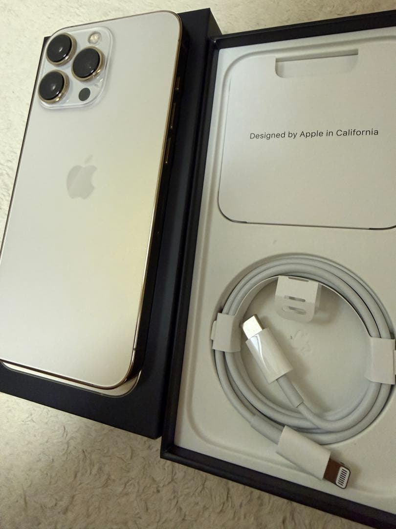 Apple iPhone 13 Pro デザートチタニウム 本体