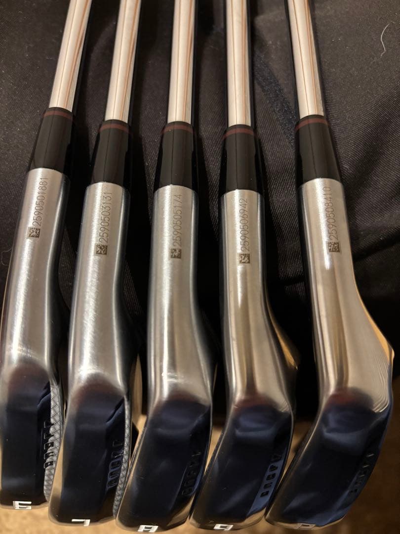 テ*ー様 オノフクロONOFFKURO2026アイアン6-9 P 950GHne