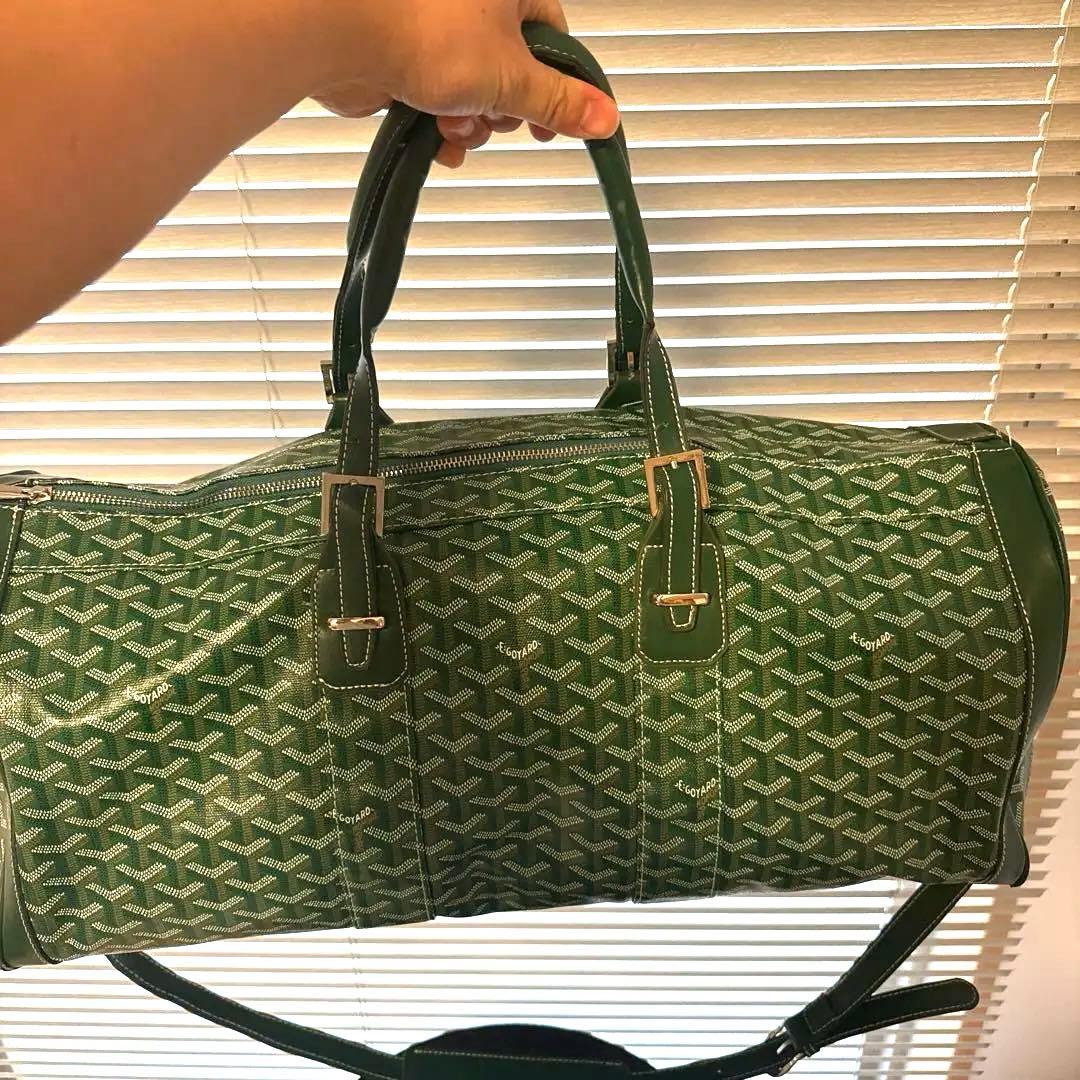 【即日発送】グリーンカラー　ボストンバッグ　ドラムバッグ