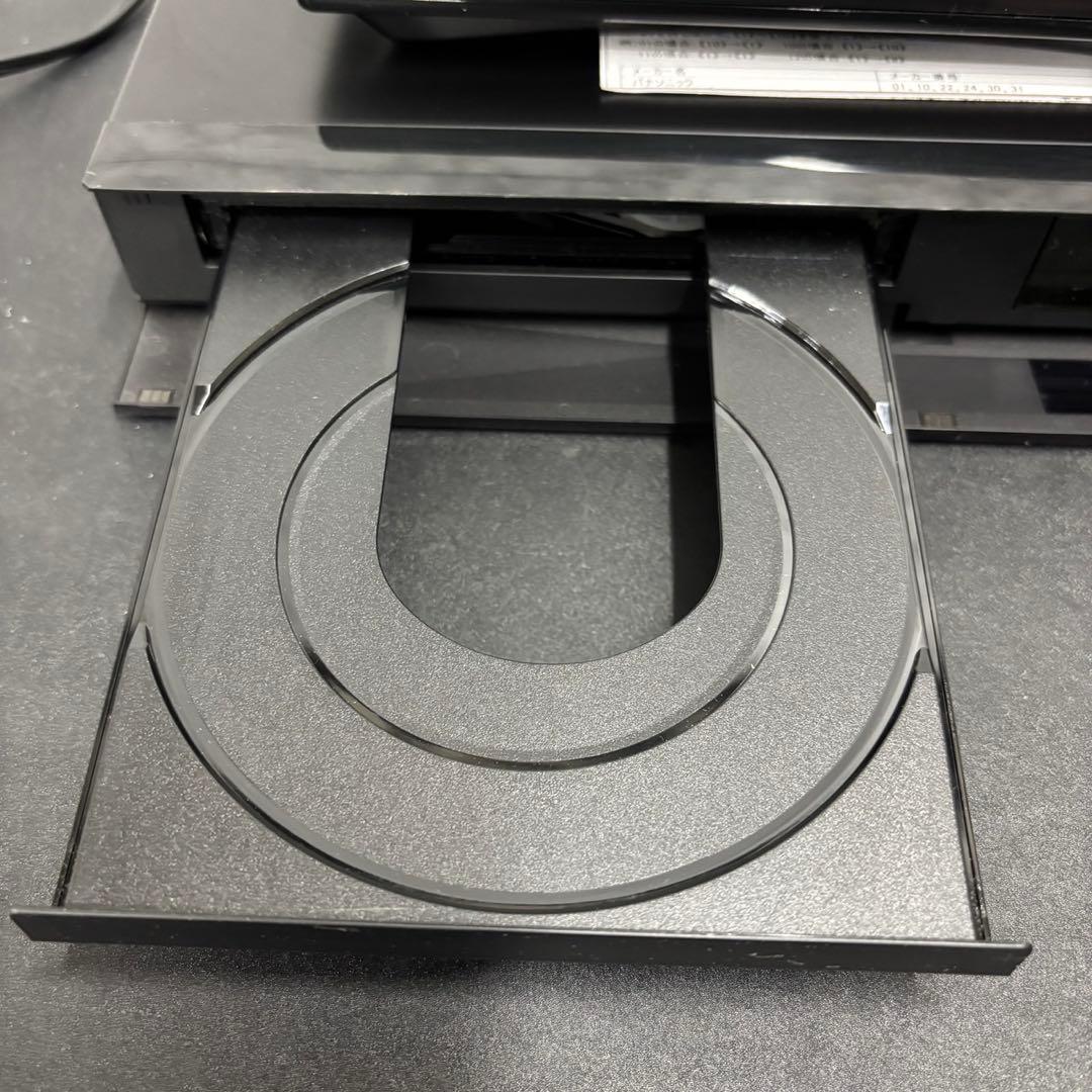 943　ブルーレイレコーダー　500GB　2チューナー　DMR-BCW560