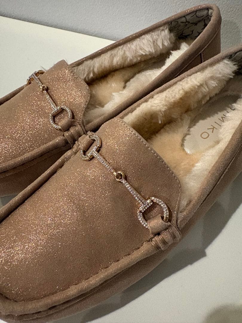 卑弥呼　ヒミコ　HIMIKO ビジュービットふわふわモカ　24.5cm