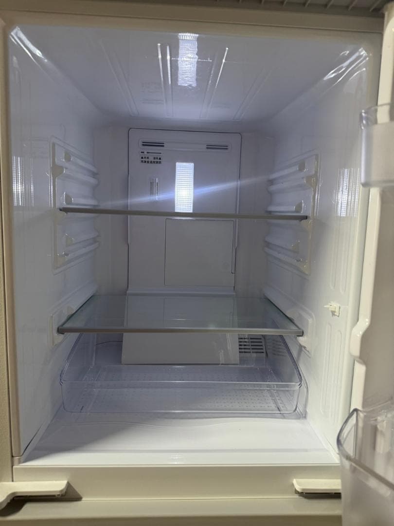 SHARP ノンフロン冷凍冷蔵庫 SJ-14E6-KW 2019年製 137L