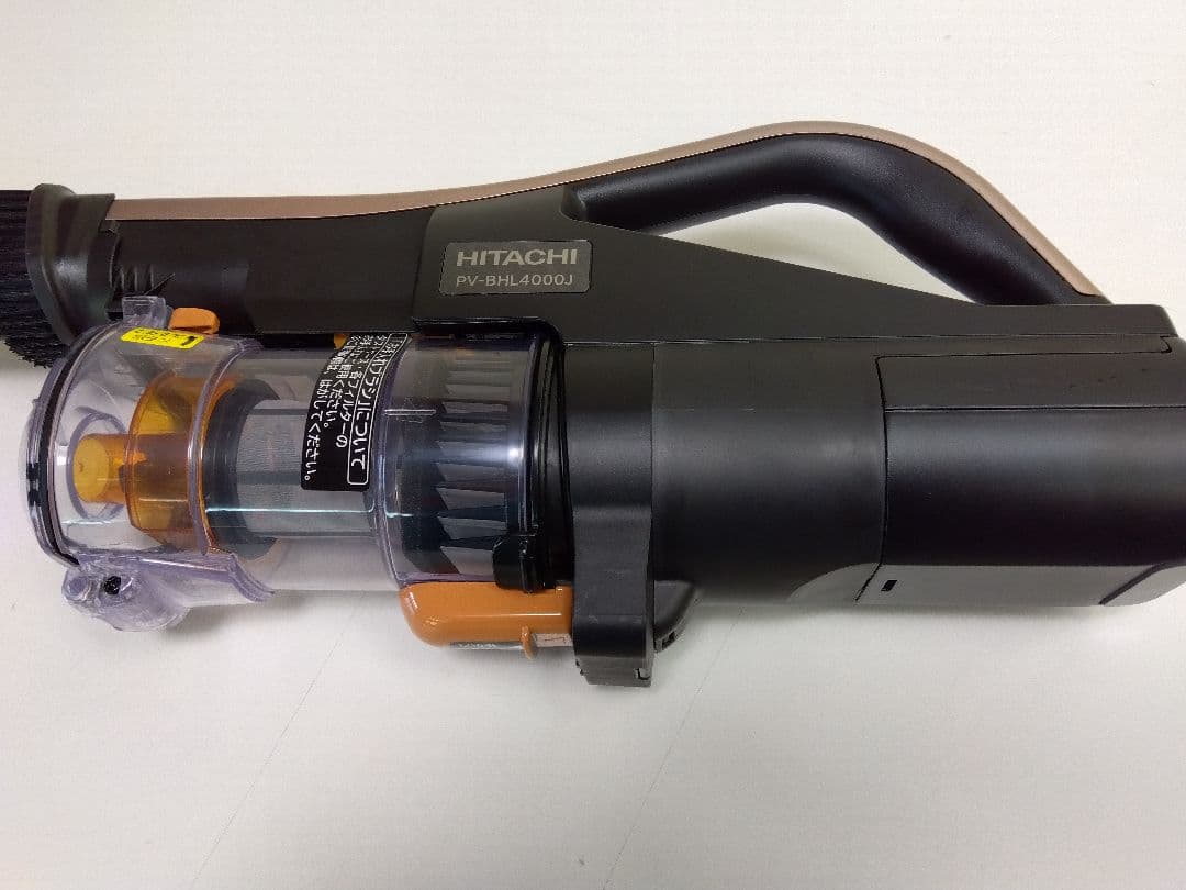 HITACHI 日立 充電式掃除機　PV-BHL4000J 24年製