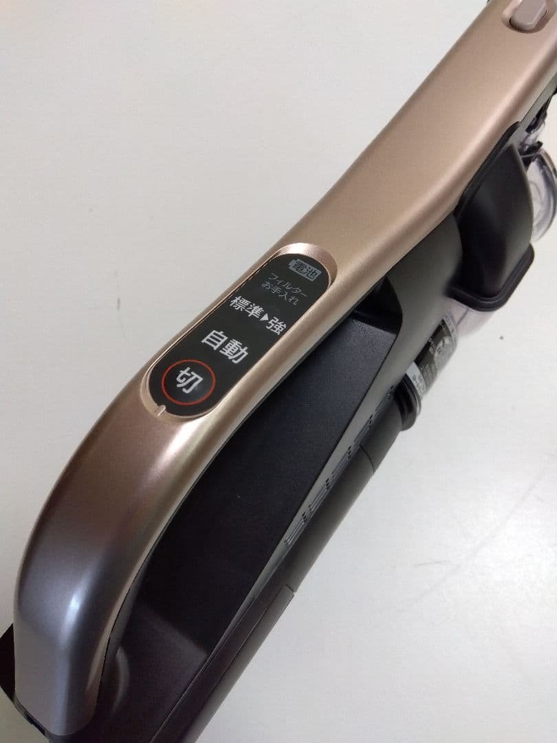 HITACHI 日立 充電式掃除機　PV-BHL4000J 24年製