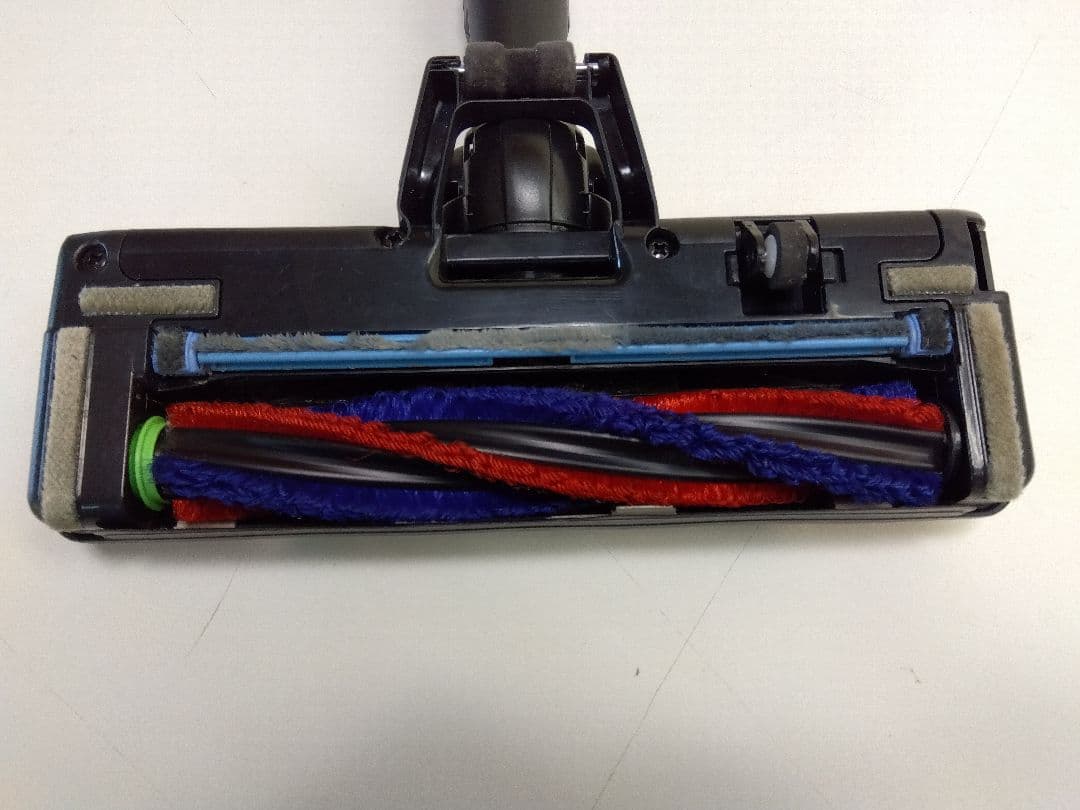 HITACHI 日立 充電式掃除機　PV-BHL4000J 24年製